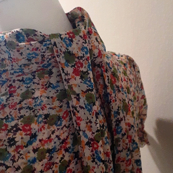 Moda International sheer top in M - Picture 3 of 3